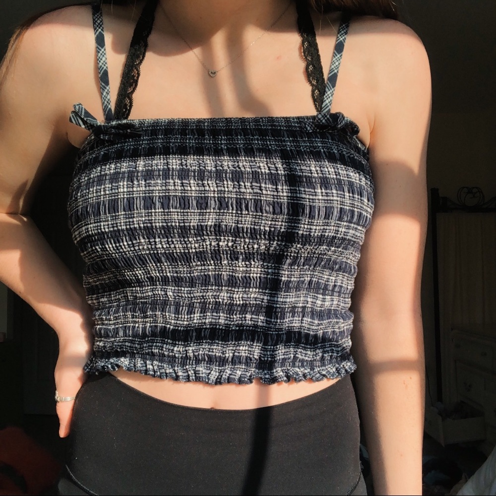 blue crop top